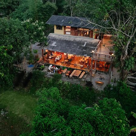 Ashi Guesthouse Chiangdao Chiang Dao Exteriör bild